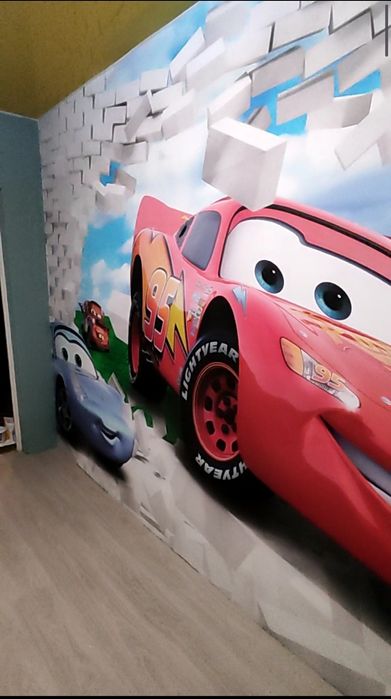 Поклейка обоев (шпалер). Шпаклевание. Безвоздушная покраска.