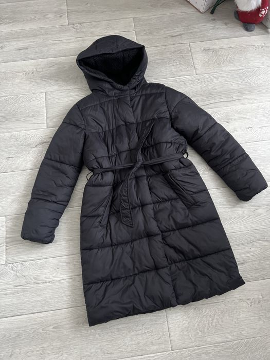 Тепла довга куртка Reserved