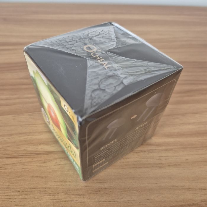 Podkład CC do twarzy