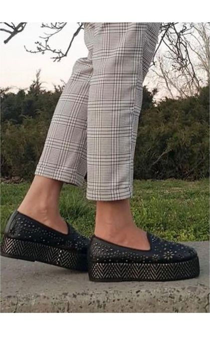 Стильні сліпони baldinini італія натур шкіра.36,37,39 залишки складу