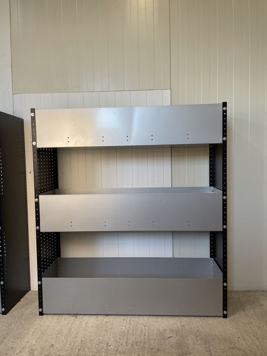 Zabudowa serwisowa bus dostawcze - solidna konstrukcja serwis