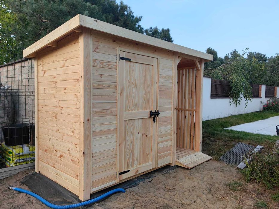 Drewutnia ogrodowa lamelowa 1 x 1,5m z domkiem narzędziowym 2 x 1,5m