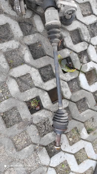 Land Rover Freelander I 2,0D półoś lewa lub prawa tył