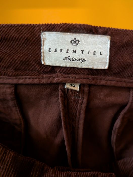 Essentiel Antwerp вельветовые классические брюки (чиносы)