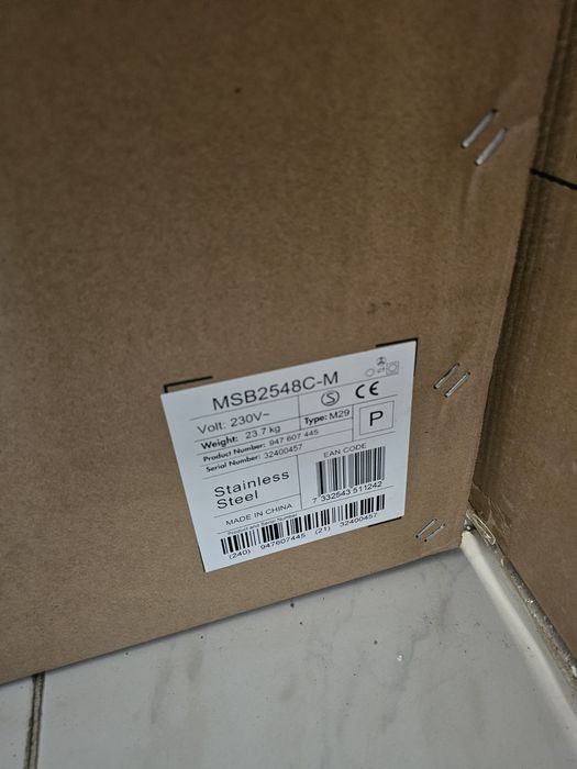 Microondas de encastre AEG