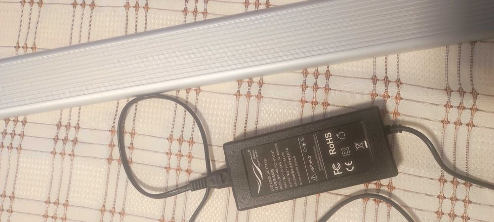 Calha Chihiros LED A901 + Dimmer + Suportes Extensíveis (Até 120cm)