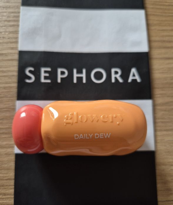 Nowe!!! GLOWERY Daily Dew 15 lekkie serum rozświetlające z wakrątą