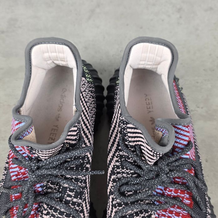 Кросівки Adidas Yeezy Boost 350 V2