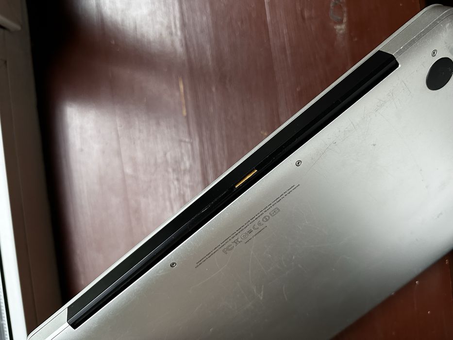 Makbook 13 inch pro 2011