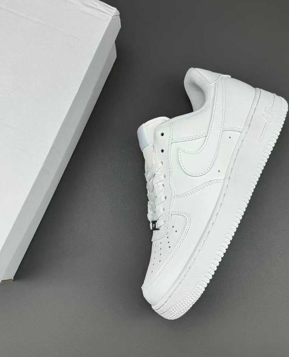 Nike Air Force 1 Low Białe r.39