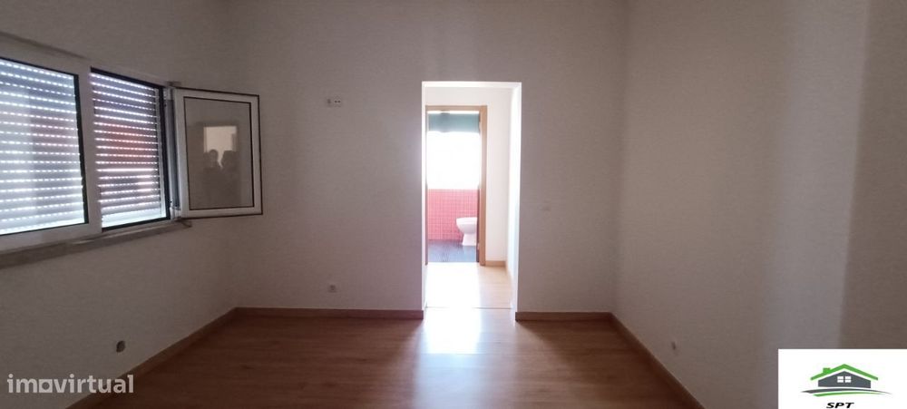 Andar Moradia T3+1 Duplex Coz/equipada C/Logradouro