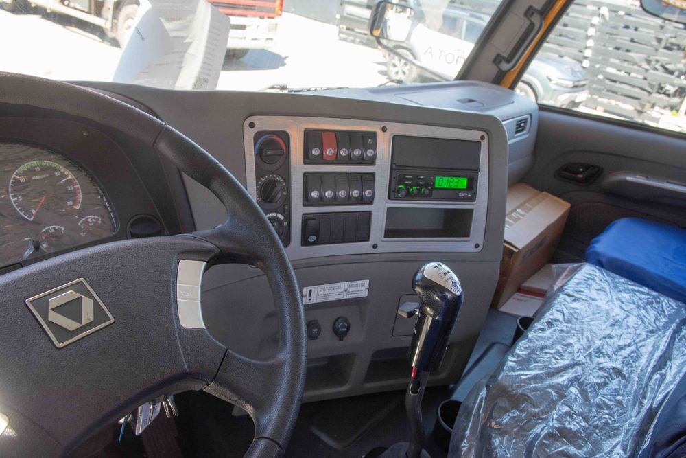Автокран XCMG QY25K5D