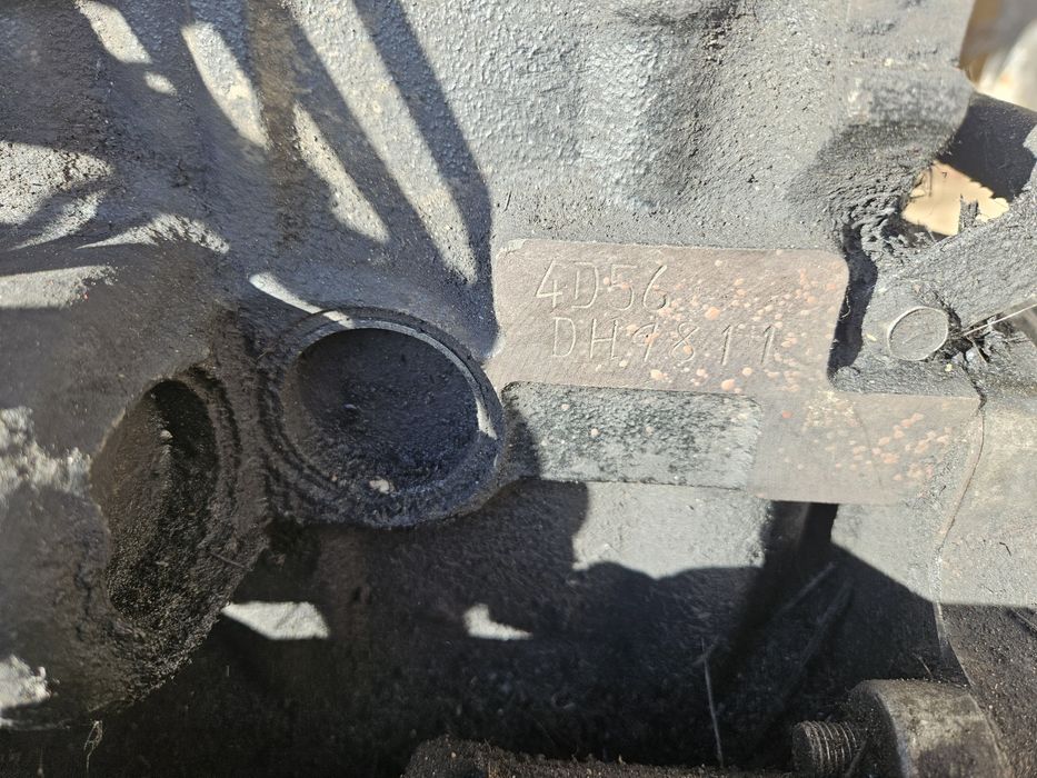 Silnik 2.5 TD Mitsubishi Pajero L200 L300  4D56