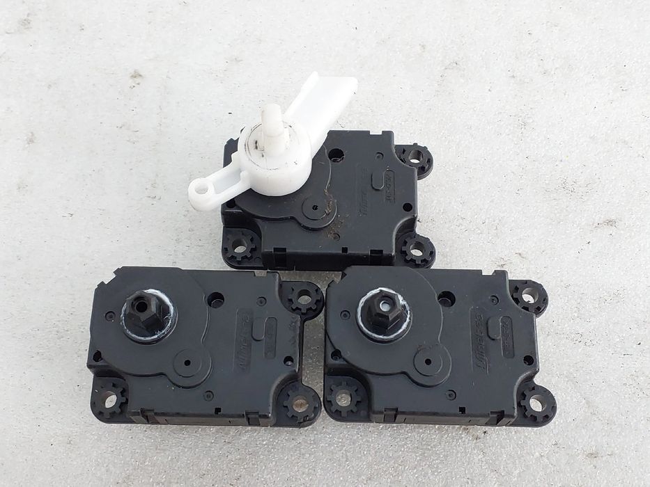 Motor da comporta da sofagem CITROËN Berlingo Van (K9)