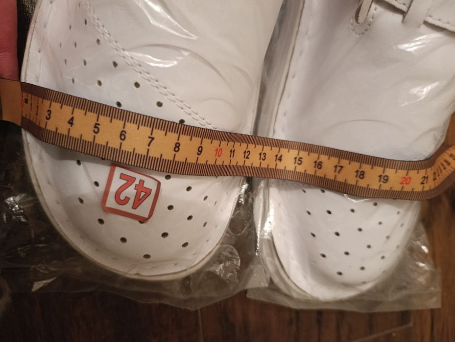 Medical Line : Buty medyczne -rozmiar 42 Nowe