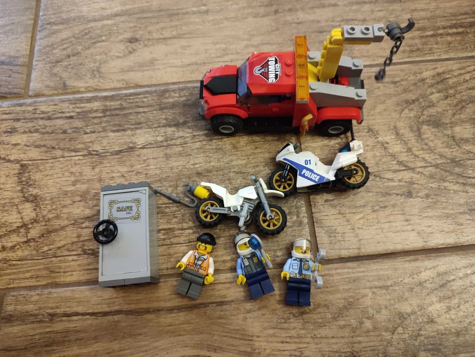 LEGO 60137 City - Eskorta policyjna
