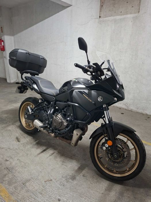 Yamaha tracer 7 midnight black