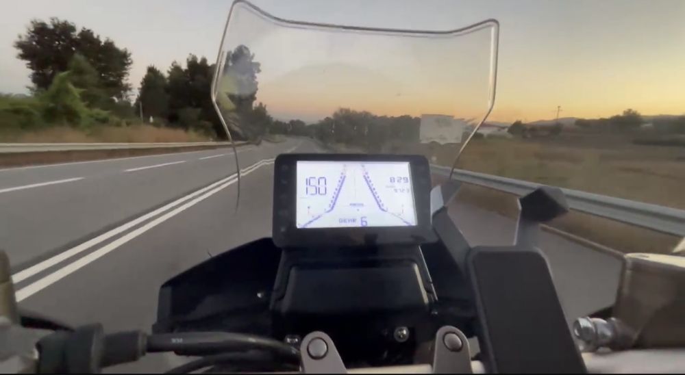 ZONTES T310 ano 2019 com 3 malas