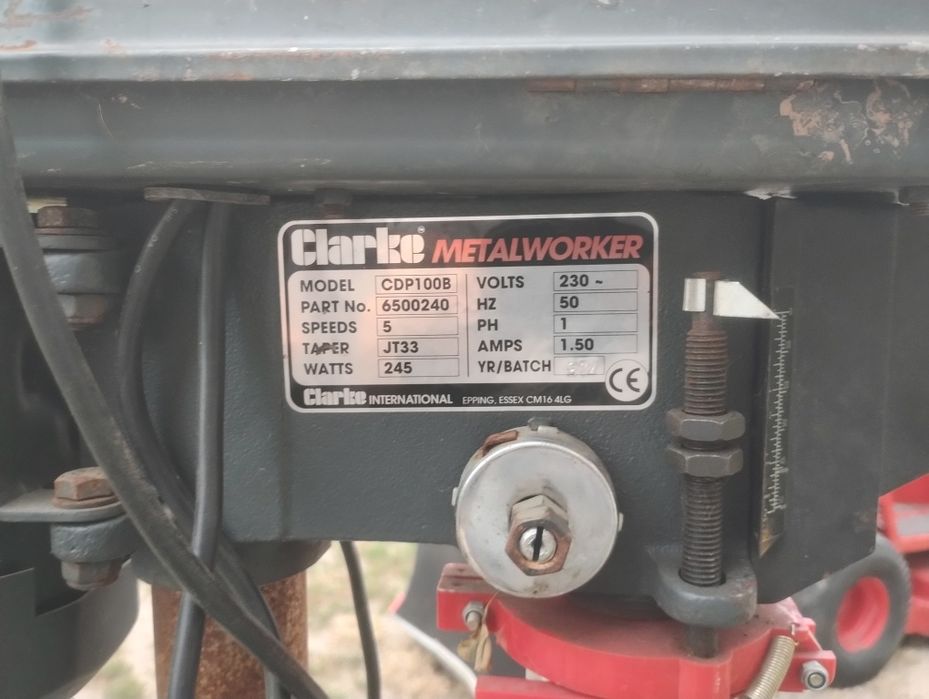 Wiertarka stołowa kolumnowa  230V 245W z imadłem