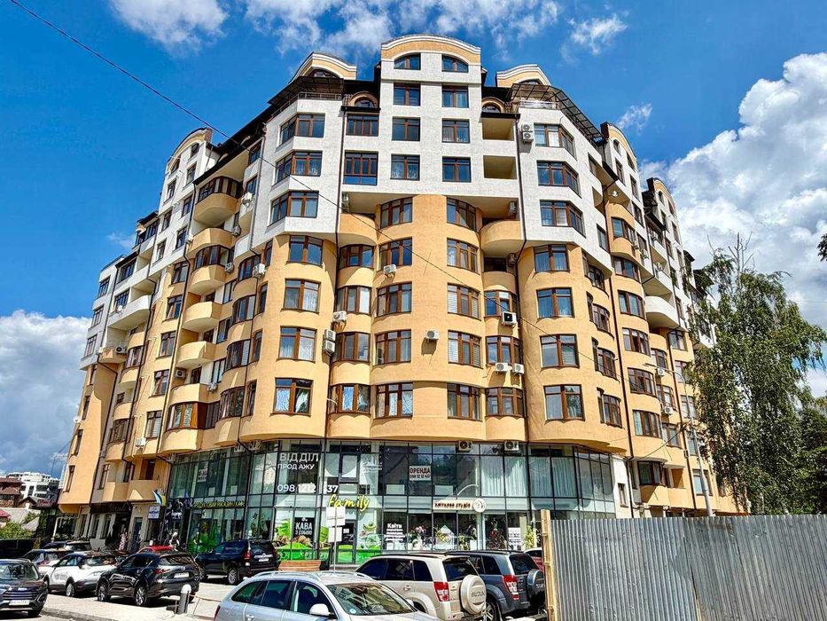 Продаж видової 2-кімнатної квартири в елітному ЖК на вул. Роксолани, 6, м. Трускавець