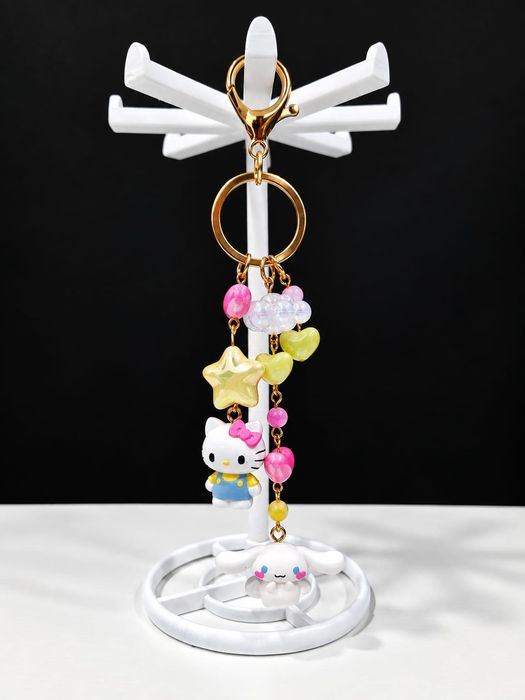 Porta-chaves Temático Hello Kitty - Kitty White / Cinnamorol