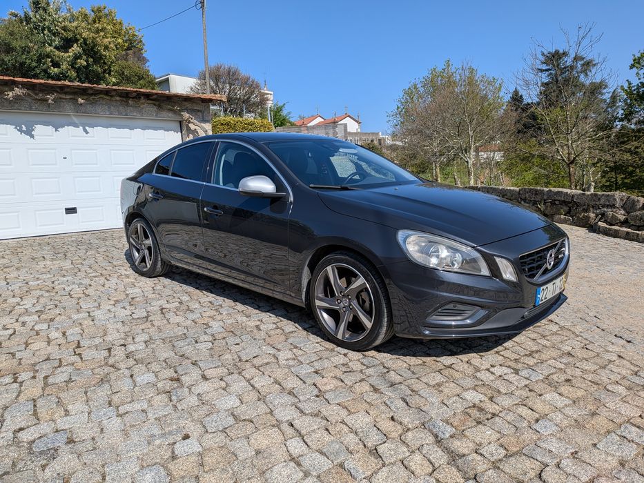 Volvo S60 R. DESIGN Impecável foto 2