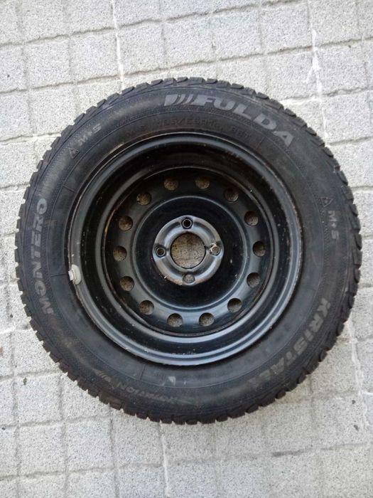 Pneu e jante praticamente novo 185/65 R14