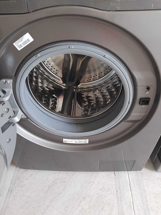 Máquina de Lavar Roupa Samsung com 3 anos