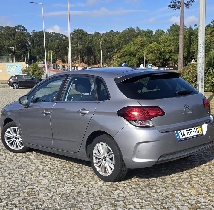 Citroën C4 1.2 PureTech Feel (2016) "201.000km REAIS" Consumos Baixos COMPLETAMENTE NOVO!! (5150€)