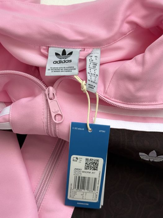Нова,оригінальна вітровка від Adidas,мега оверсайз