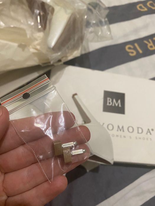 Туфлі . Натуральна шкіра. Італія