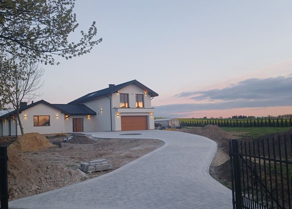 Brukarstwo /Układanie kostki brukowej