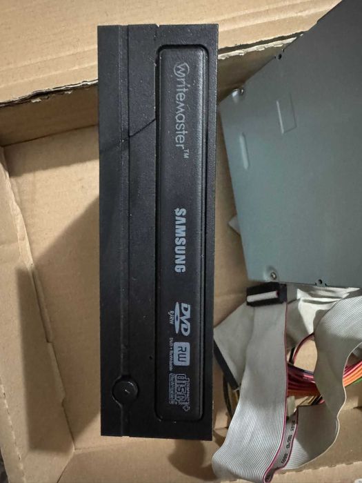 Peças PC drive cd/disquete e power alimentaçao