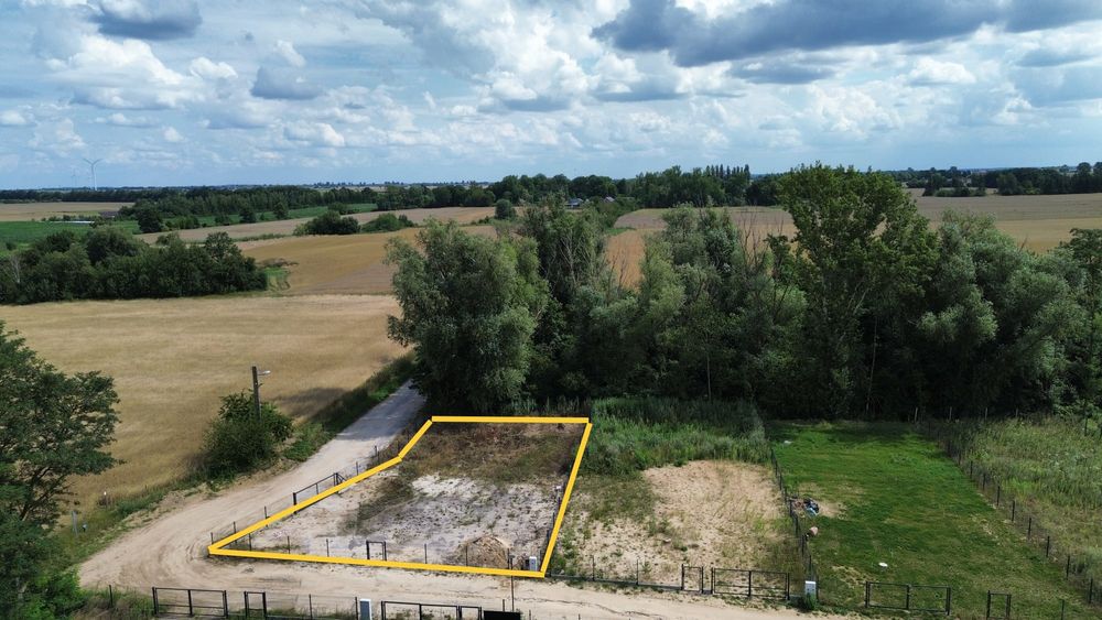 Działka budowlana nad jeziorem