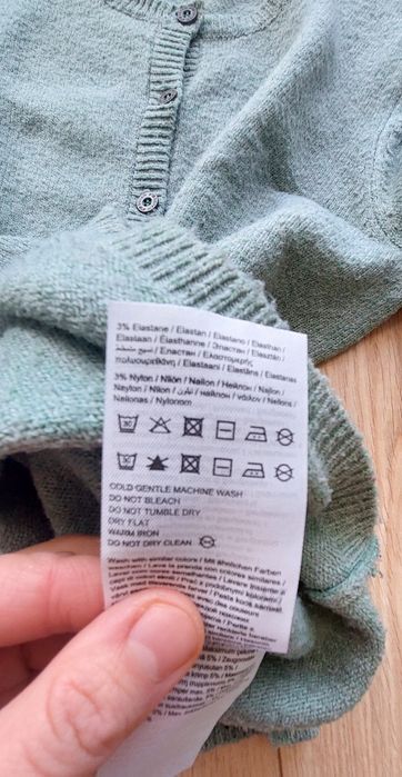 Sweterek damski rozpinany