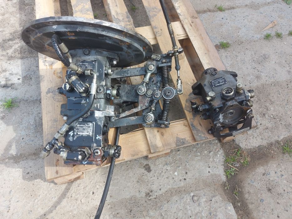 Pompa jazdy ingersoll rand a11vg19 podwójną  bobcat gąsienice sprzęgło