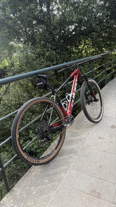 Bicicleta Coluer poison SL carbono