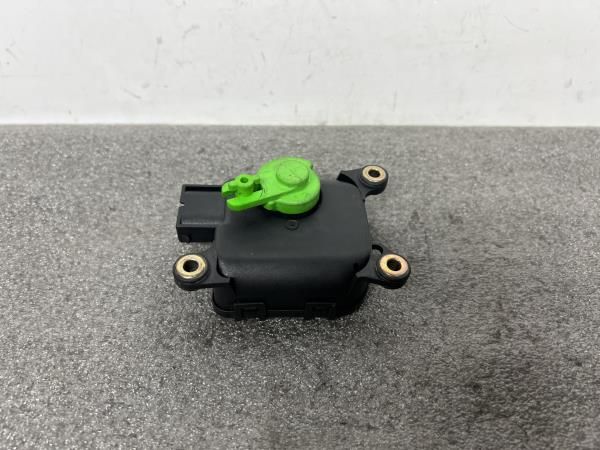 Motor da comporta da sofagem VOLKSWAGEN Bora (1J2)