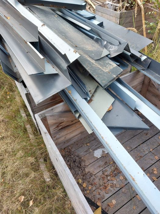 Metalowe rynny w idealnym stanie