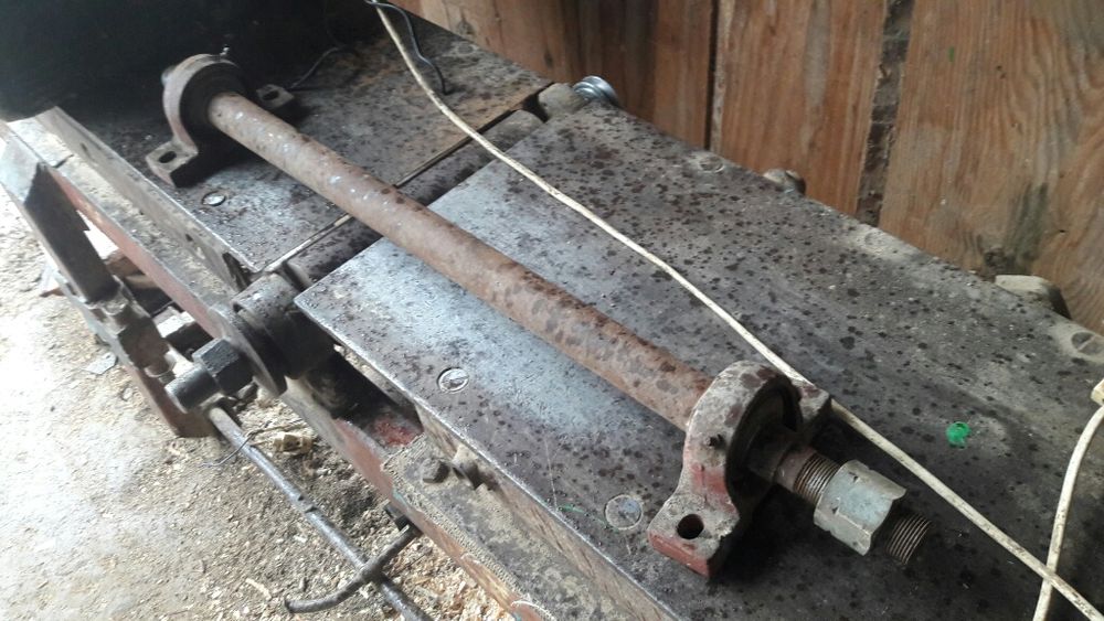 Вал до церкулярки 80см