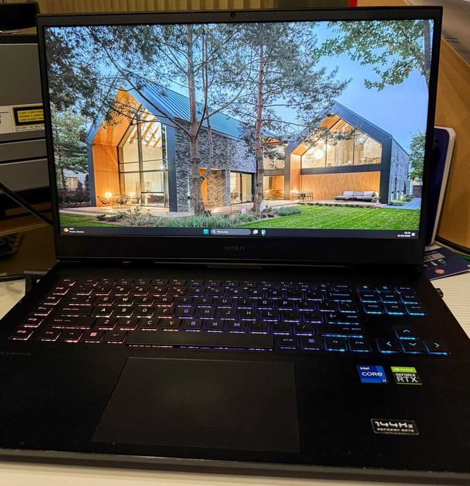 HP OMEN 17-CK0323NW – i7 / RTX 3060 / 17,3” 144Hz – stan bardzo dobry