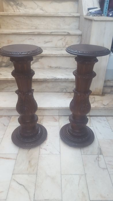 2 colunas em madeira de artesanato