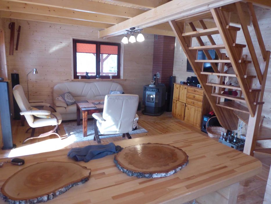 Drewniany domek nad jeziorem Mazury