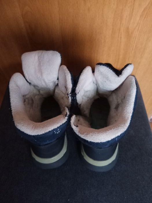 Продам дитячі зимові чобітки, 31р.