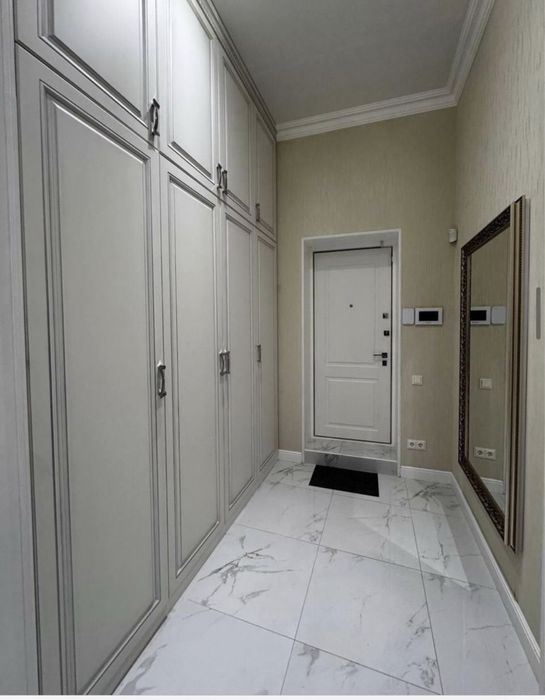 Здам кімнату для дівчини.