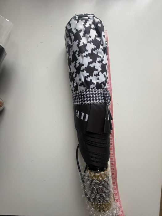 Parasol – elegancki, składany, automatyczny