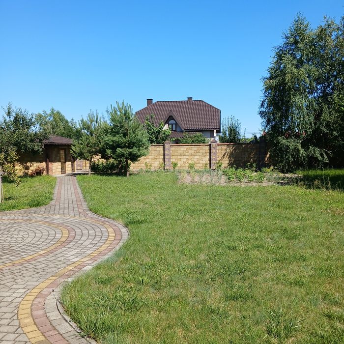 Продам чи обміняю на квартиру житловий будинок в с.Рованці.