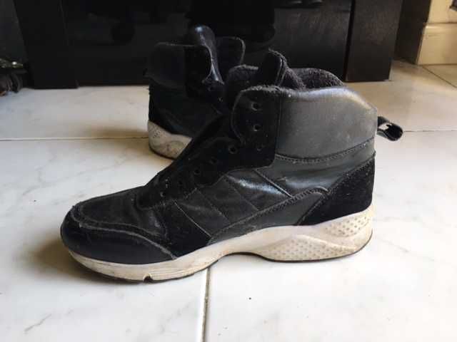 tenis bota , da Bona,um pouco desgastados n38