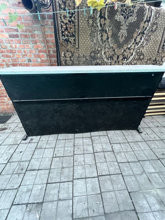 Продам большую барную стойку