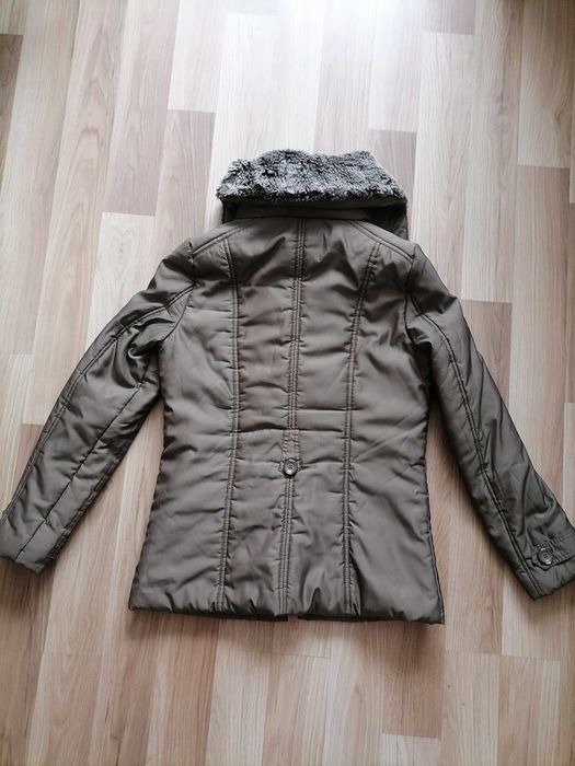Lekka kurtka orsay 38